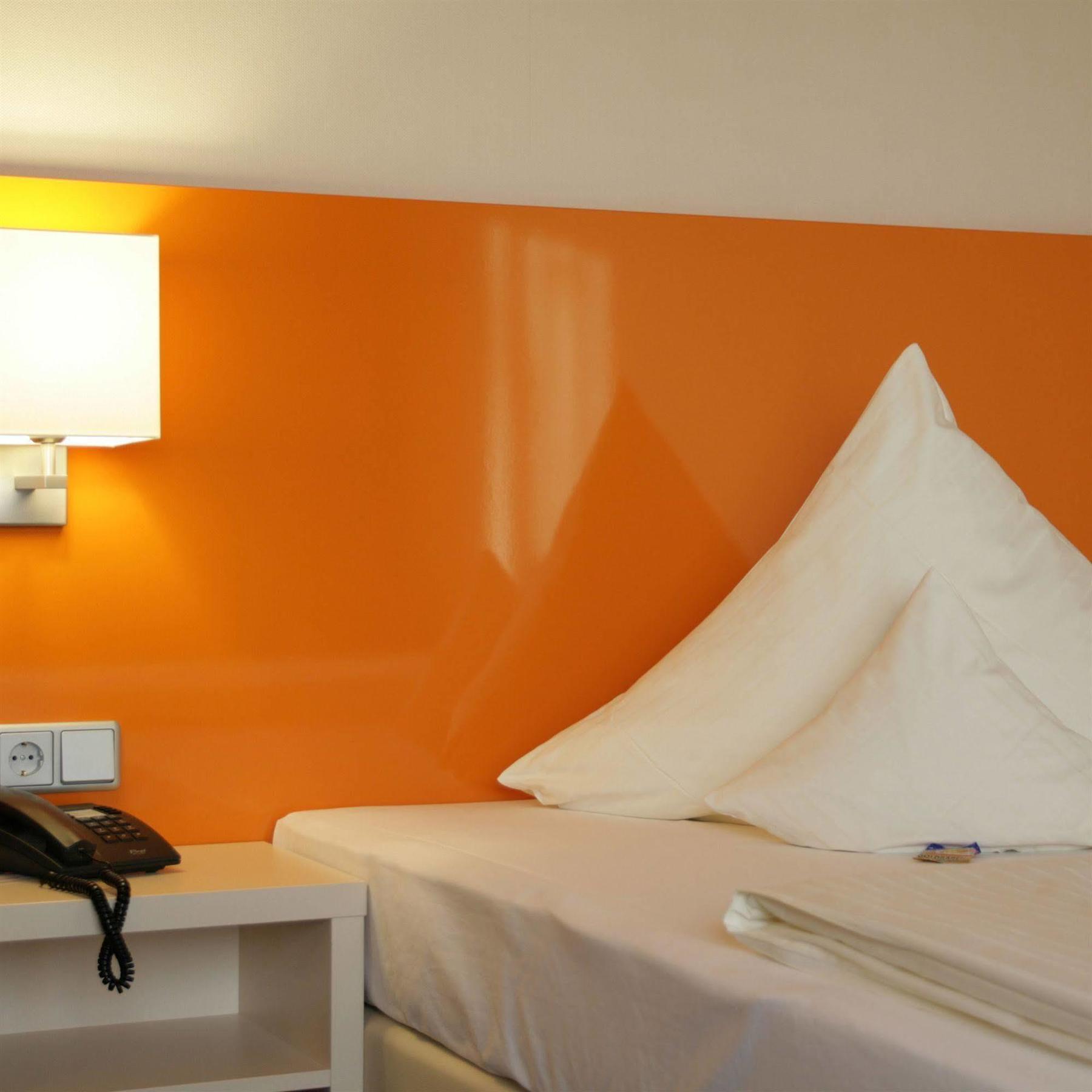 Stadt-Gut-Hotel Filderhotel Ostfildern Zewnętrze zdjęcie