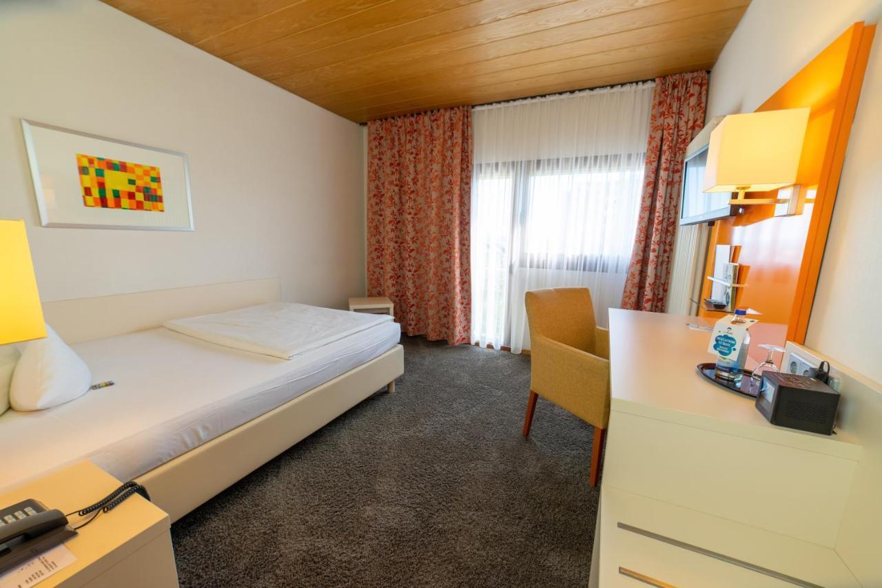 Stadt-Gut-Hotel Filderhotel Ostfildern Zewnętrze zdjęcie
